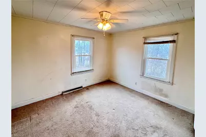 105 Pine Street, Jonesville, NC 28642 - Photo 6