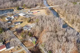 1153 N Riverview Dr, Burlington, NC 27217 - Photo 8