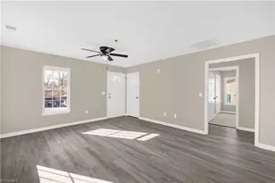 919 Pine St, Greensboro, NC 27401 - Photo 6