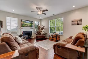 1010 Wisteria Dr, Elon, NC 27244 - Photo 6