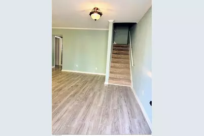 5733 Bramblegate Road #M, Greensboro, NC 27409 - Photo 4