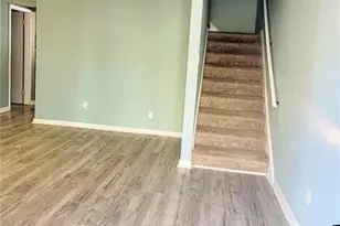 5733 Bramblegate Rd, Greensboro, NC 27409 - Photo 4