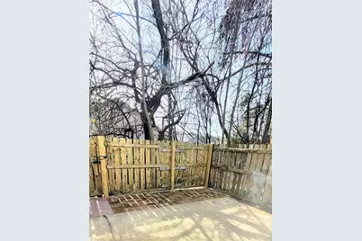 5733 Bramblegate Road #M, Greensboro, NC 27409 - Photo 14