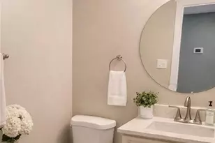 5733 Bramblegate Rd, Greensboro, NC 27409 - Photo 12