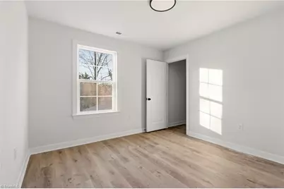 1007 E Barton Street, Greensboro, NC 27407 - Photo 16