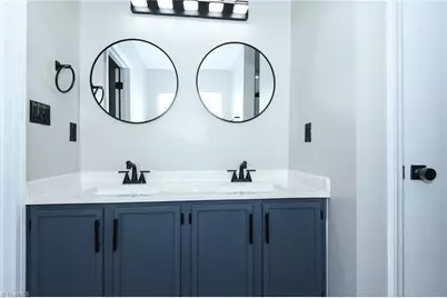 4239 Fairwood Drive, Greensboro, NC 27406 - Photo 24