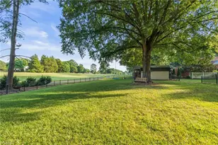 223 Ivy Cir, Advance, NC 27006 - Photo 46