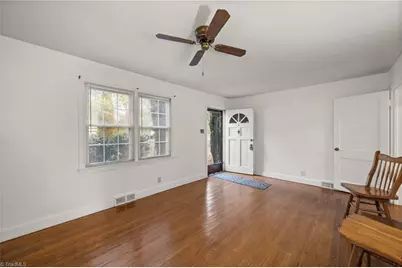 615 Corona Street, Winston-Salem, NC 27103 - Photo 6