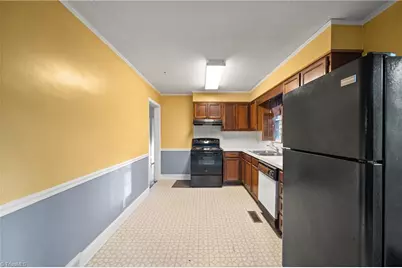 615 Corona Street, Winston-Salem, NC 27103 - Photo 12