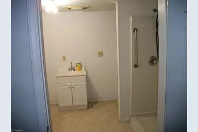 401 Morgan Road, Eden, NC 27288 - Photo 8