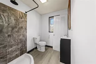 101 N Rockingham St, Robbins, NC 27325 - Photo 32