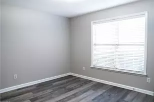 3131 Woodpoint St, Jamestown, NC 27282 - Photo 4