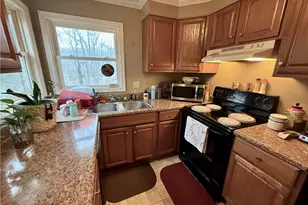 220 Curry Rd, High Point, NC 27265 - Photo 8