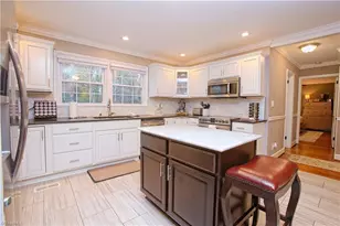 1410 Fernwood Dr, High Point, NC 27262 - Photo 12