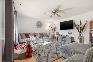 1811 Yarbrough Dr, Greensboro, NC 27405 - Photo 6