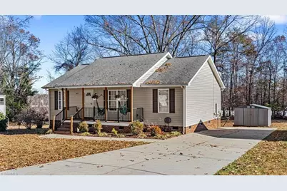 805 Poplar Street, Reidsville, NC 27320 - Photo 2