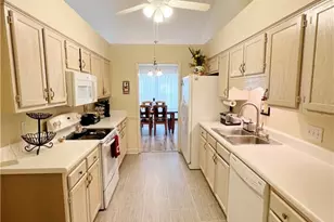 3963 Cobblestone Bend Dr, High Point, NC 27265 - Photo 4