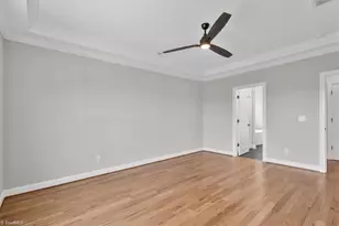 2010 Bob Jessup Dr, Greensboro, NC 27455 - Photo 18