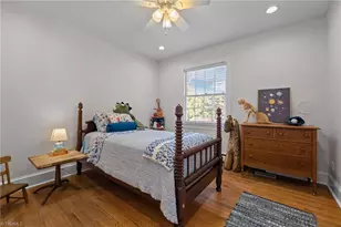 1319 Seminole Dr, Greensboro, NC 27408 - Photo 20