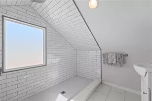 1319 Seminole Dr, Greensboro, NC 27408 - Photo 28