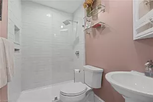 1319 Seminole Dr, Greensboro, NC 27408 - Photo 22