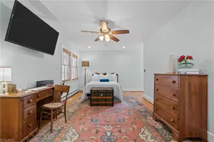 1319 Seminole Dr, Greensboro, NC 27408 - Photo 14