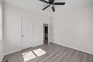 704 North St, Graham, NC 27253 - Photo 18