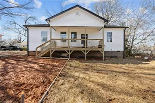 704 North St, Graham, NC 27253 - Photo 22