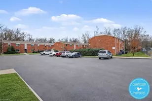 1500 Autumn Dr, Greensboro, NC 27405 - Photo 26