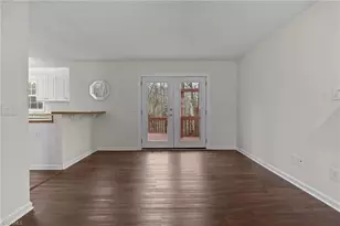 2017 Priya St, Thomasville, NC 27360 - Photo 4