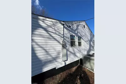 609 Phillips Street, Burlington, NC 27217 - Photo 8