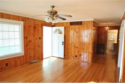 1833 South Hill Avenue, Winston-Salem, NC 27127 - Photo 10