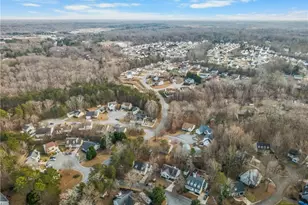 976 Chatfield Dr, Jamestown, NC 27282 - Photo 38