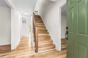 976 Chatfield Dr, Jamestown, NC 27282 - Photo 6