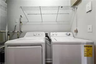 7102 W Friendly Ave, Greensboro, NC 27410 - Photo 16