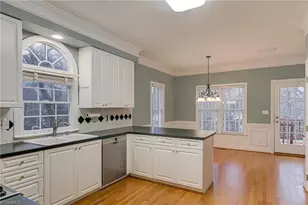 5130 Laurel View Dr, Winston-Salem, NC 27104 - Photo 10