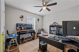 522 N Staley St, Liberty, NC 27298 - Photo 16