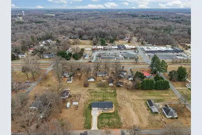 522 N Staley Street, Liberty, NC 27298 - Photo 32