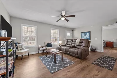 522 N Staley Street, Liberty, NC 27298 - Photo 2