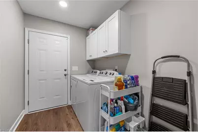 522 N Staley Street, Liberty, NC 27298 - Photo 8