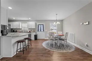 522 N Staley St, Liberty, NC 27298 - Photo 4