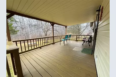 1727 Surry Avenue, Mount Airy, NC 27030 - Photo 6