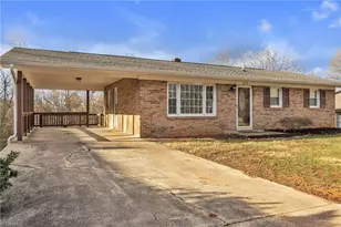 3579 Sparta Rd, North Wilkesboro, NC 28659 - Photo 4