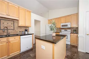 2082 Hibiscus Ln, Kernersville, NC 27284 - Photo 6