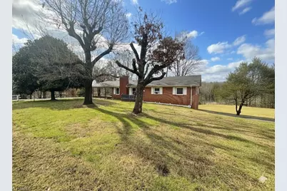 1447 Westwood Lane, Wilkesboro, NC 28697 - Photo 2