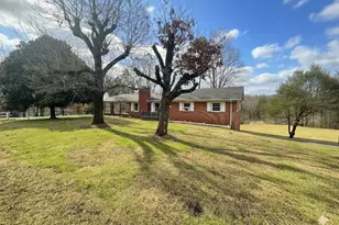 1447 Westwood Ln, Wilkesboro, NC 28697 - Photo 2