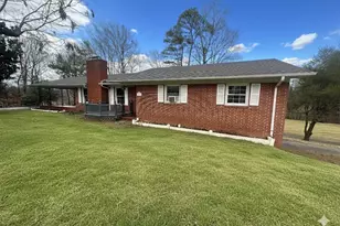 1447 Westwood Ln, Wilkesboro, NC 28697 - Photo 1