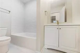 310 Foxcroft Dr, Winston-Salem, NC 27103 - Photo 10