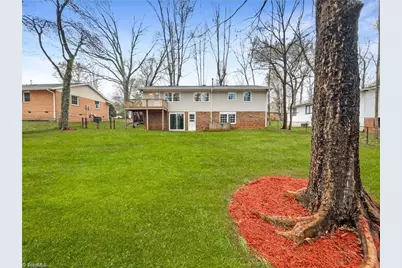 310 Foxcroft Drive, Winston-Salem, NC 27103 - Photo 4