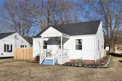 218 W Washington Street, Mayodan, NC 27027 - Photo 2